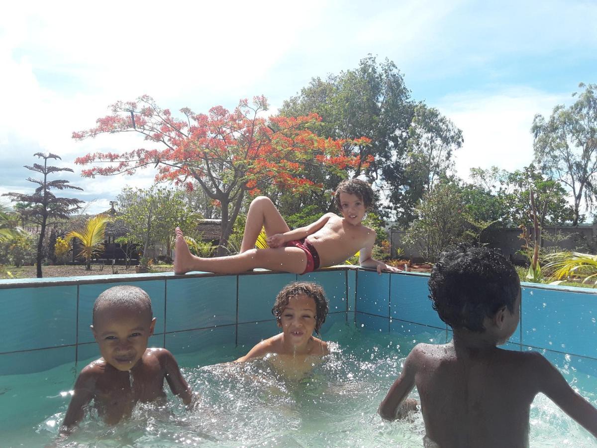 Villa Meva Antanamitarana Atsimo ภายนอก รูปภาพ